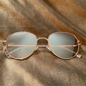 Harper Roe brand, cute and comfy aviator style sunglasses